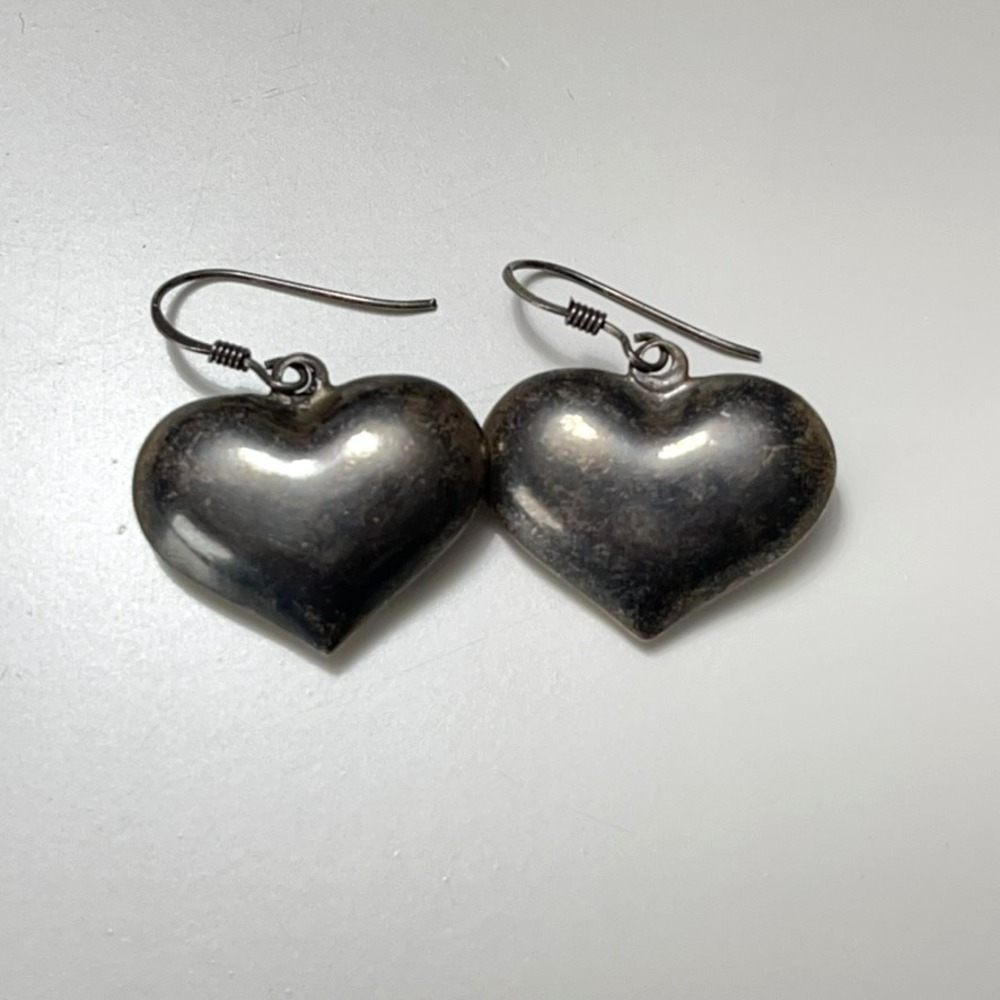 Vintage Sterling Silver Puffy Heart Dangle Earrings Dark Patina 3D Moody